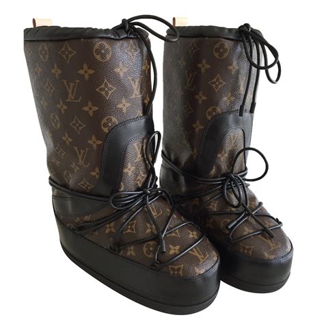 louis vuitton moonboots|Louis Vuitton snow boots.